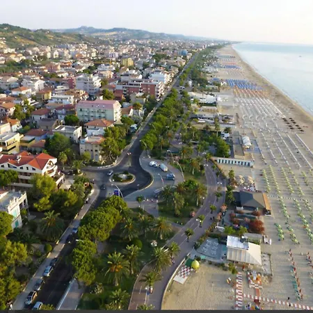 La Finestra Sul Mare Il Borgo