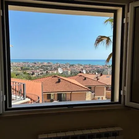 Apartment La Finestra Sul Mare Il Borgo